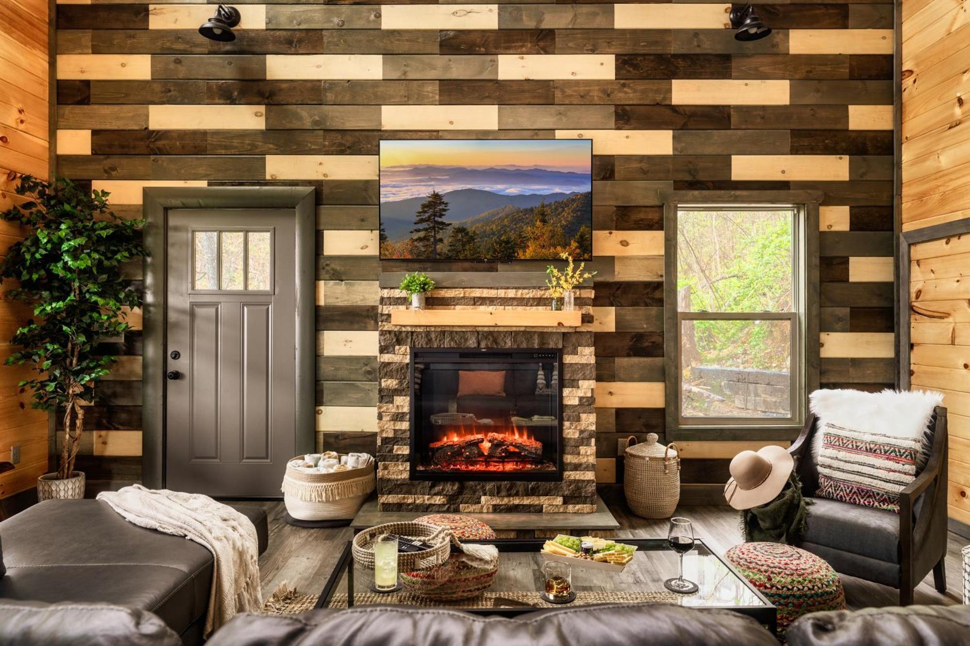 Mountainscape - Brand New Cabin W Views - Hottub - Firetable - Ps5 - Pooltable - 3 Pools Gatlinburg Exteriör bild